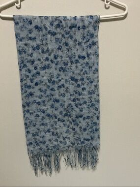 Light Blue Floral Fringe Scarf